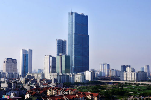 Keangnam Hanoi Landmark Tower (đường Phạm Hùng, quận Nam Từ Liêm, Hà Nội) là khu phức hợp khách sạn, văn phòng, căn hộ, trung tâm thương mại cao nhất Việt Nam. Với 72 tầng (cao 336 mét), khi vừa hoàn thành, đây là tòa nhà cao thứ 17 trên thế giới.
