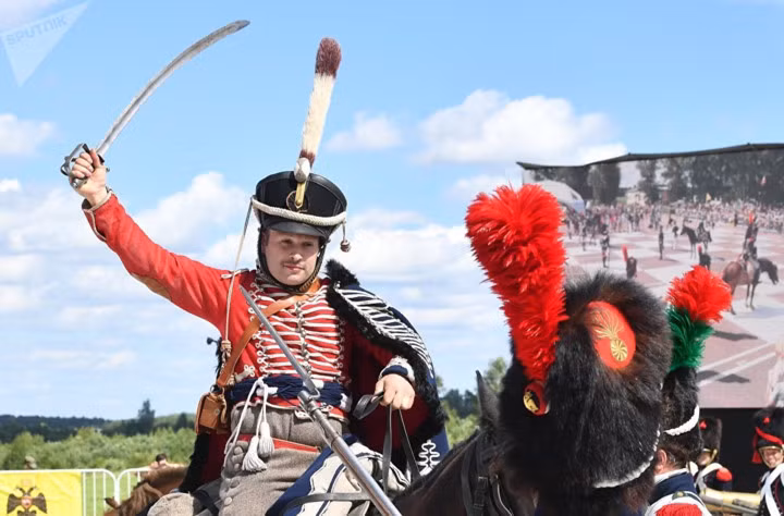 Cả hai bên sẽ chơi lại "Ván cờ Bất tử" nổi tiếng diễn ra vào ngày 21/6/1851 tại London, nơi Đại kiện tướng Adolf Andersen cầm quân trắng (đi trước) đấu với Đại kiện tướng Lionel Kieseritzky cầm quân đen. Nước cờ hy sinh quân táo bạo để giành chiến thắng chung cuộc của Đại kiện tướng Andersen đã khiến "Ván cờ Bất tử" trở thành một trong những ván cờ huyền thoại trong lịch sử cờ Vua.