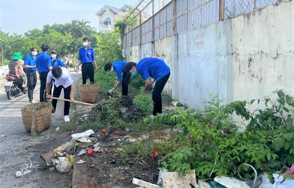 TP HCM: Bi phat 2 trieu dong vi khong diet lang quang