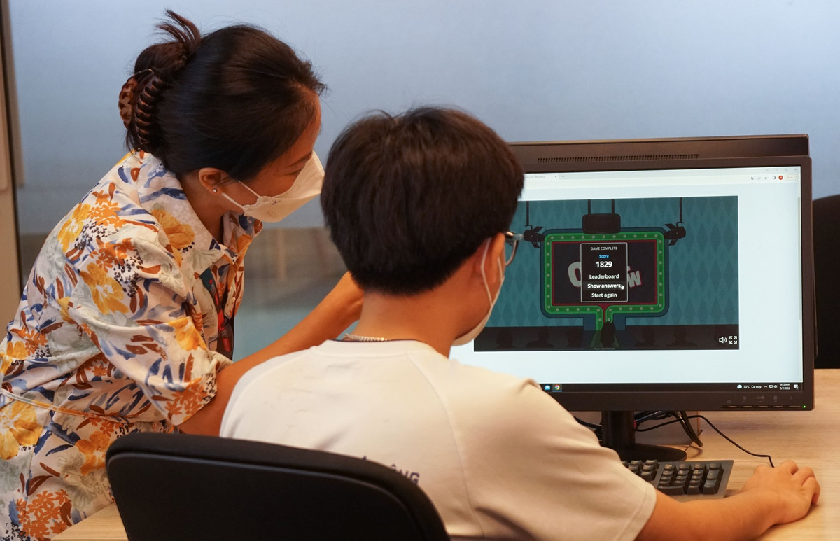 Nhom tuoi nao o Viet Nam de co cac hanh vi nguy hiem truc tuyen?