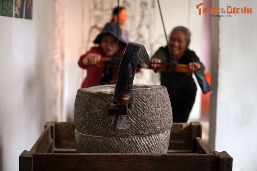 Đến Bảo tàng Phụ nữ Việt Nam, du khách trong và ngoài nước sẽ có nhiều trải nghiệm khó quên với hàng nghìn tư liệu, hiện vật, hình ảnh kể lại một cách chi tiết những câu chuyện giàu ý nghĩa về người phụ nữ Việt Nam…