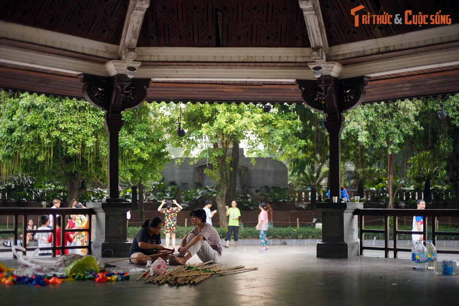 Đây cũng là một địa điểm sinh hoạt văn hóa công cộng quen thuộc của giới trẻ Thủ đô Hà Nội.