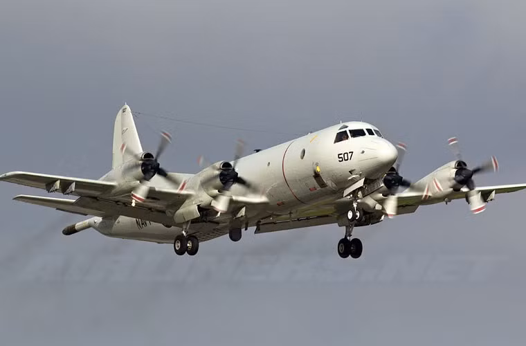 P-3C Orion có tầm hoạt động và tải trọng vũ khí vượt trội so với S-3A Viking và chắc chắn là rẻ hơn P-8 Poseidon.