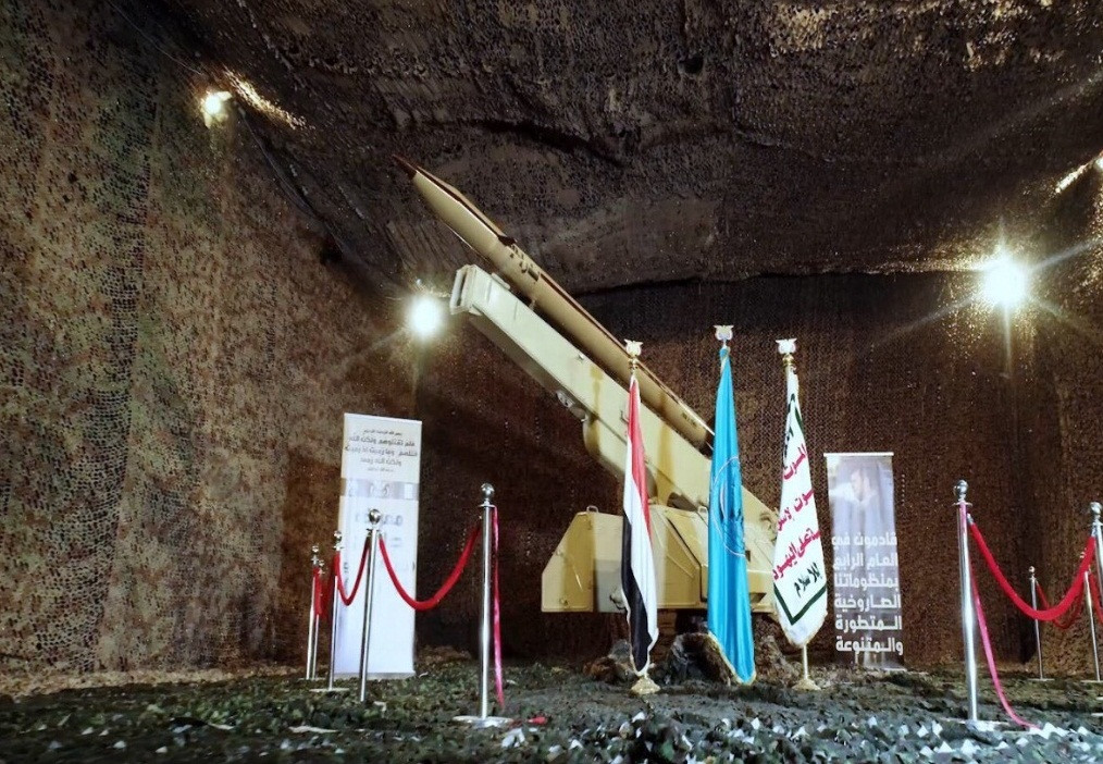 Thông tin này ngay lập tức gây sự chú ý đáng kể trên thế giới khi từ lâu các cuộc đụng độ giữa Houthi với Quân đội Ả Rập Xê-út diễn ra “như cơm bữa”. Đáng chú ý, dù trang bị vượt trội nhưng Ả Rập Xê-út nhiều lần hứng chịu tổn thất khủng khiếp trước các chiến binh Houthi. Nguồn ảnh: Livemap