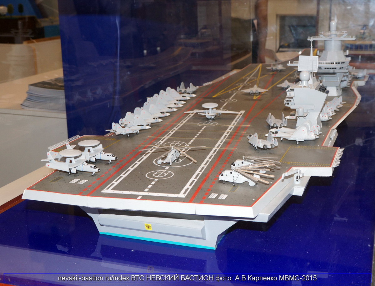 Nói về các xí nghiệp đóng tàu có thể cho xuất xưởng "những chiếc tàu khổng lồ", ông lưu ý rằng hiện nay ở Nga có hai nhà máy như vậy. "Liên quan tới những chiếc tàu cực lớn, chúng ta có ít nhất hai nền tảng để thực hiện việc đóng tàu. Tôi đã nêu tên một nền tảng — đó là Sevmash, nền tảng thứ hai tạm thời tôi sẽ chưa công bố", Chủ tịch Tập đoàn đóng tàu thống nhất giải thích. Nguồn ảnh: bastion-kapenko