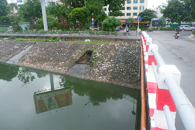 Tuy nhiên, dự án này thực hiện được một khoảng thời gian, ngày 9/11/2019, Công ty Cổ Phần Cải Thiện Môi trường Nhật Việt (JVE) đã tháo dỡ hệ thống côngnghệ Nano-Bioreactor Nhật Bản trên sông Tô Lịch. Dự án vẫn tiếp tục duy trì ở Hồ Tây để kiểm chứng khả năng không bị tái ô nhiễm trở lại tại khu thí điểm. 