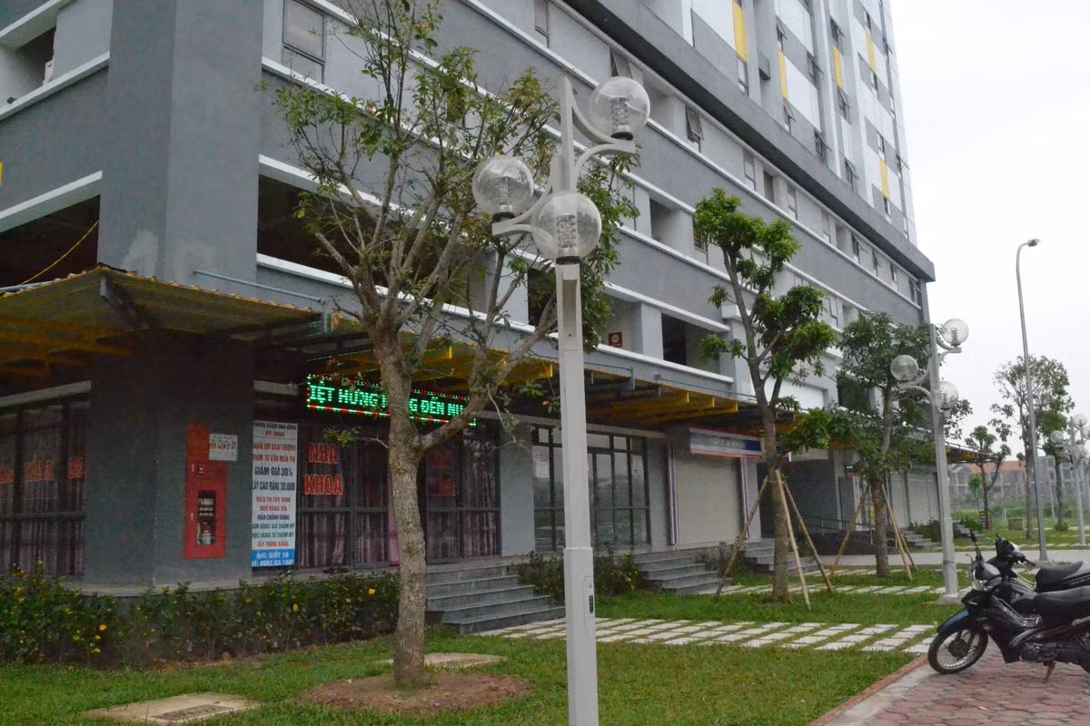 Theo dự kiến ban đầu dự án sẽ được bàn giao vào cuối năm 2015. Tuy nhiên, sau đó dự án đã được lùi thời hạn bàn giao sang năm 2016.