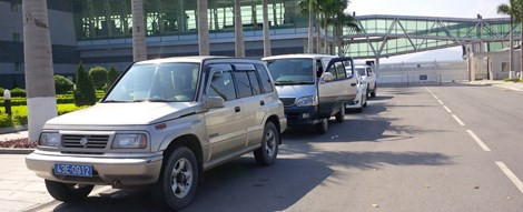 Chuyen co bat ngo xuat hien tren bau troi san bay Da Nang-Hinh-2