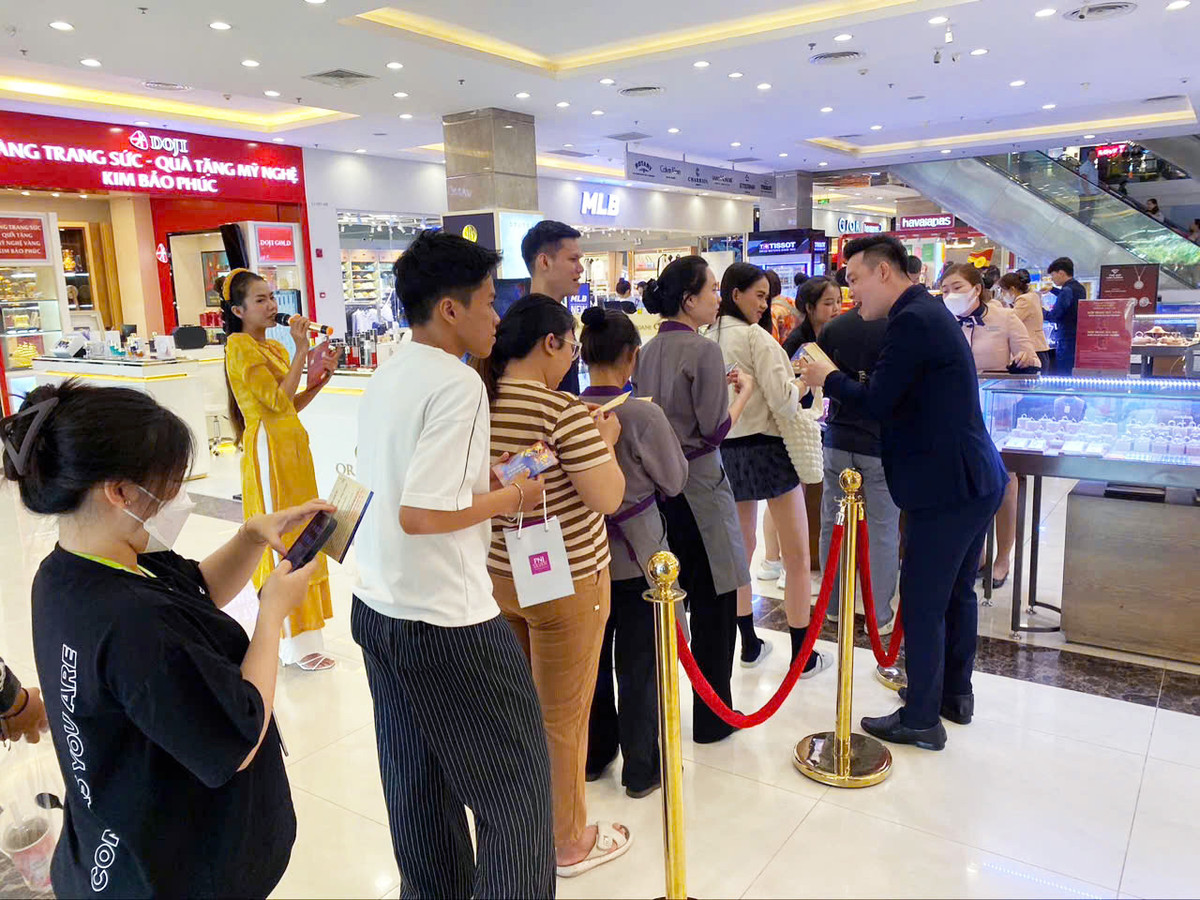 Ngày vía Thần Tài, thói quen không thể bỏ của nhiều người.