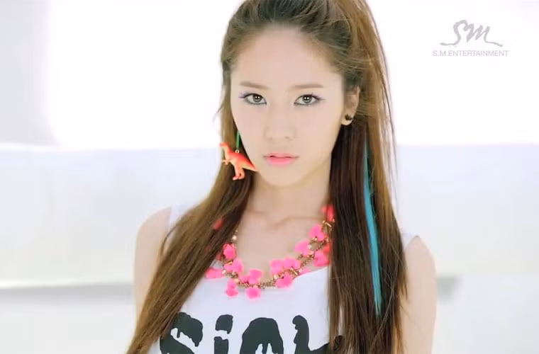 Bat mi hai moi tinh bi an cua T.O.P nhom Big Bang-Hinh-8