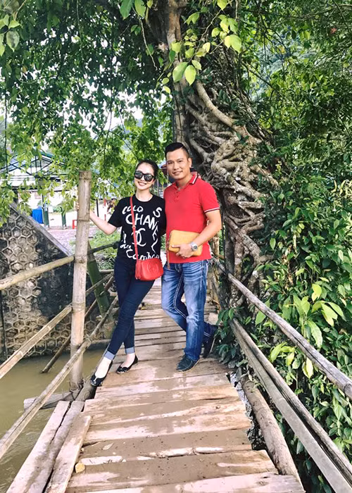 Trước doanh nhân Đức Hải, Jennifer Phạm từng qua một lần đò. Hiện tại, cô có cuộc sống hôn nhân vô cùng hạnh phúc. Ảnh: FBNV