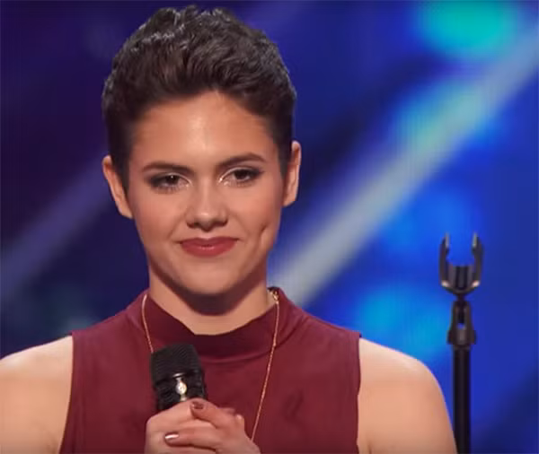 Cau chuyen chien thang ung thu buong trung cua co gai 17 tuoi