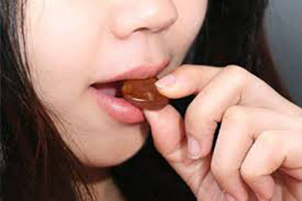 Có thể nói, kẽm axetat được đánh giá cao giúp giảm các triệu chứng cảm lạnh, tăng tốc độ phục hồi sau bệnh. Vậy nhưng, liều lượng cần phải tuân theo chỉ định của bác sĩ.