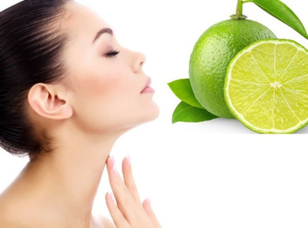 Nếu thường xuyên bị mụn, bạn hãy tận dụng nước cốt chanh bôi lên da để kích thích sản xuất collagen giúp da mịn màng, săn chắc.