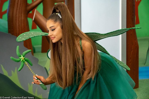 Tóc nối. Nhiều người thích mái tóc dài lựa chọn nối tóc để rút ngắn thời gian. Thế nhưng kiểu tóc này lại khiến bạn dễ đau đầu.