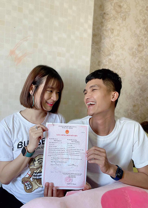 Cặp đôi đã đăng ký kết hôn nhưng chưa tổ chức đám cưới vì dịch bệnh.