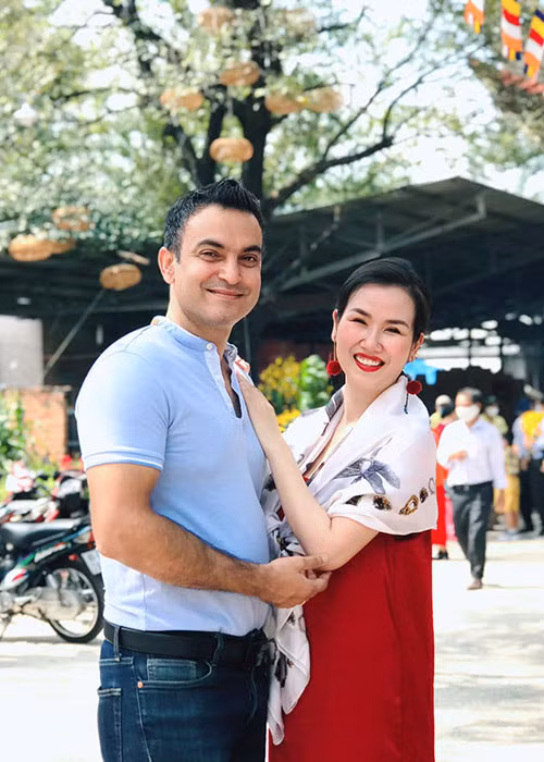 Hạnh phúc càng thêm viên mãn khi Võ Hạ Trâm mang bầu sau 2 năm làm đám cưới.