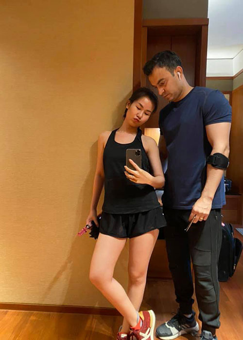 Cặp đôi thường xuyên cùng tập thể thao.