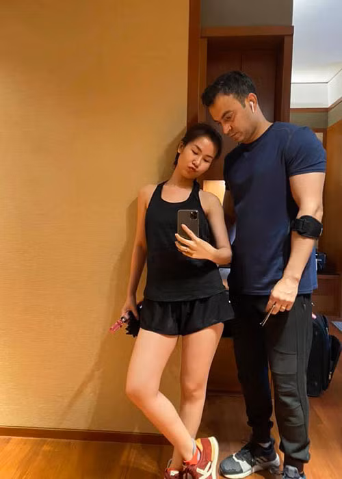 Cặp đôi thường xuyên cùng tập thể thao.