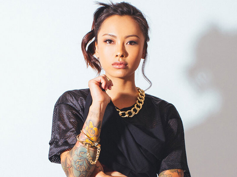 Levy Trần là người Mỹ gốc Việt. Năm 2015, cô lọt vào mắt xanh của đạo diễn James Wan cùng diễn viên kiêm nhà sản xuất Vin Diesel cho vai diễn trong “Fast &amp; Furious 7”. Sau vai diễn đầu tay này, Levy Trần bắt đầu sự nghiệp diễn xuất. Năm 2018, cô đóng phim kinh dị “The First Purge”. Mới nhất, Levy Trần trở thành nữ chính trong series phim hành động phiêu lưu “MacGyver” mùa thứ tư và thứ năm.