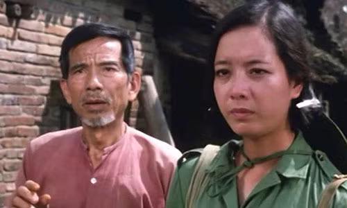 Van Dung, Chieu Xuan tiec thuong NSND Tran Hanh-Hinh-2