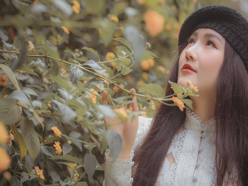 Nữ MC của "Bản tin thời tiết nông vụ" kênh VTC14 muốn chia sẻ hành trình chiến thắng bệnh ung thư của bản thân để tiếp thêm hy vọng cho những ai đang gặp khó khăn trong cuộc sống.