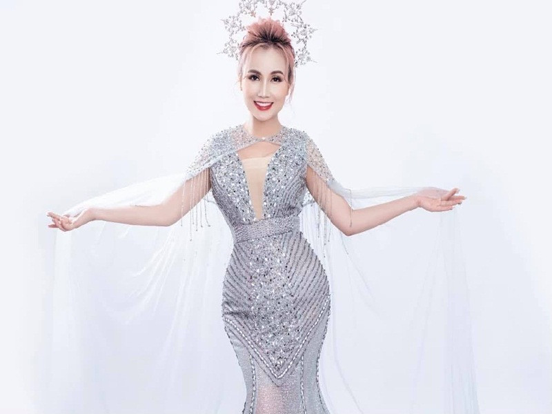 Nữ diễn viên 4 đời chồng cho biết, không phải tự nhiên mà những người đàn ông kém tuổi cứ muốn lấy cô làm vợ.