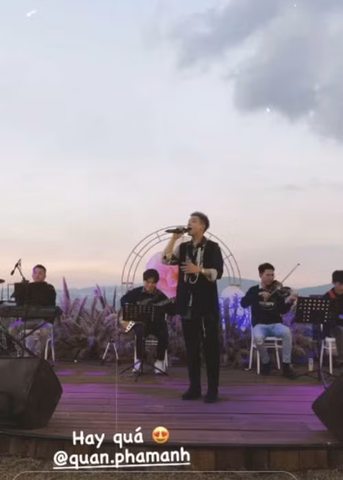 Tin đồn tình cảm giữa Tiểu Vy và Quân A.P nhanh chóng được phía đại diện của nàng hoa hậu làm rõ.