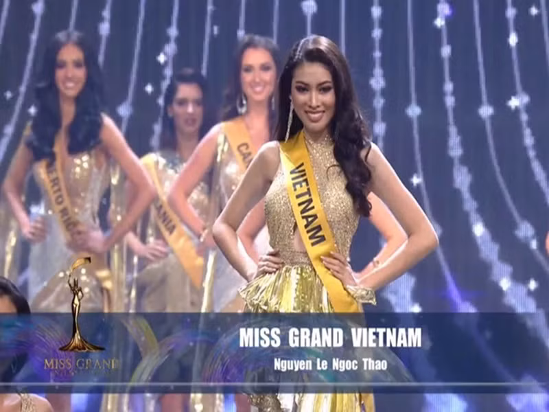 Việc Á hậu Ngọc Thảo trượt top 10 cuộc thi Miss Grand International 2020 - Hoa hậu Hòa bình Quốc tế 2020 khiến không ít khán giả tiếc nuối. Trước đêm chung kết, đại diện Việt Nam liên tục ghi điểm, đặc biệt trong bán kết.