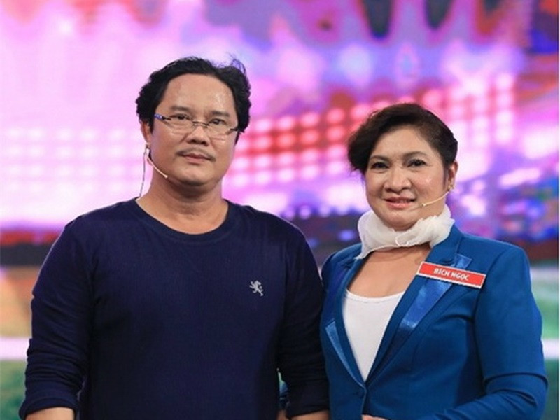 Bích Ngọc cho biết, ngoài niềm tin dành cho chồng, cô bận bịu với việc chăm sóc con nên không có thời gian để lo chồng có người khác. Nữ diễn viên lồng tiếng nói thêm, giờ đây, cô đặt niềm tin vào chồng lẫn chính bản thân để dễ dàng chấp nhận mọi thứ, kể cả việc Công Hậu có chia tay. Ảnh: Sức khỏe đời sống