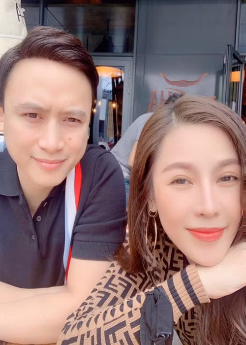 Quế Vân và bạn trai được khen có tướng phu thê.