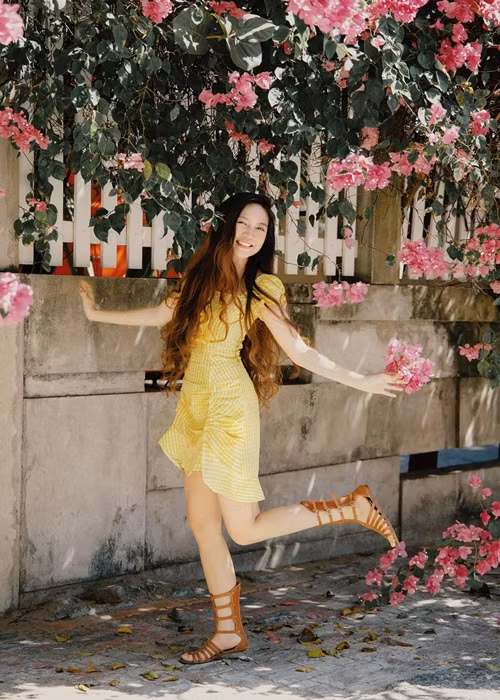 Xinh đẹp, giỏi giang, Minh Hà được xem là một trong những cô vợ "vàng" của showbiz Việt.