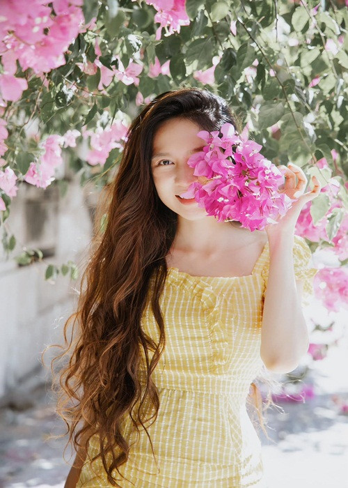 Vợ Lý Hải khoe nhan sắc gây mê sau 4 lần sinh nở Vo Ly Hai khoe nhan sac gay me sau 4 lan sinh no