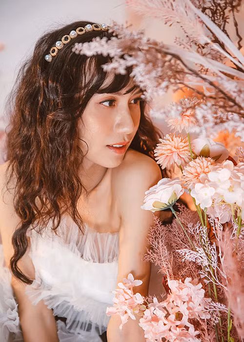 Sau khi chuyển giới, Lynk Lee thường xuyên thực hiện các bộ ảnh nghệ thuật.