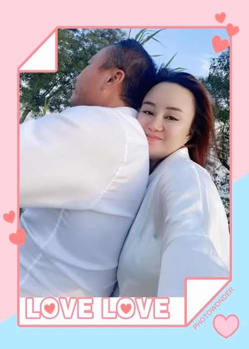 Nữ ca sĩ được ông xã đại gia chiều chuộng trong giai đoạn bầu bí. “Chồng tôi hiểu tâm lý vợ và rất ân cần, chăm sóc. Đặc biệt, khi thai nghén, nhiều lúc tôi mệt mỏi, khó chịu, anh cũng nhường nhịn”, Vy Oanh khoe.