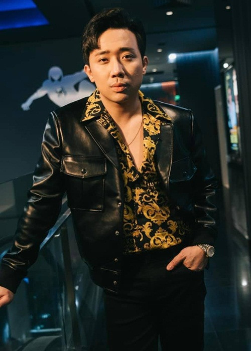 Theo Trấn Thành, nhà anh có lúc rơi vào tình trạng kiệt quệ, phá sản và bế tắc. Vì vậy, nam danh hài sớm bươn chải để thoát nghèo. Trấn Thành khẳng định rằng anh phải thật giàu và bởi vì anh ghét nghèo. “Tôi đã từng nghèo và sợ không muốn quay lại điều đó”, Trấn Thành chia sẻ trên Vietnamnet.