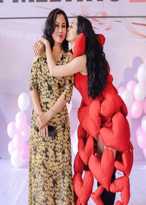 Bảo Anh cho biết, mẹ của cô là người phụ nữ quá giỏi giang.