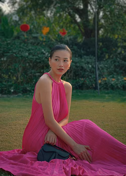 Hoa hậu Trái đất 2018 giữ kín chuyện hẹn hò. Theo Phương Khánh, mỗi người có một cuộc sống riêng.