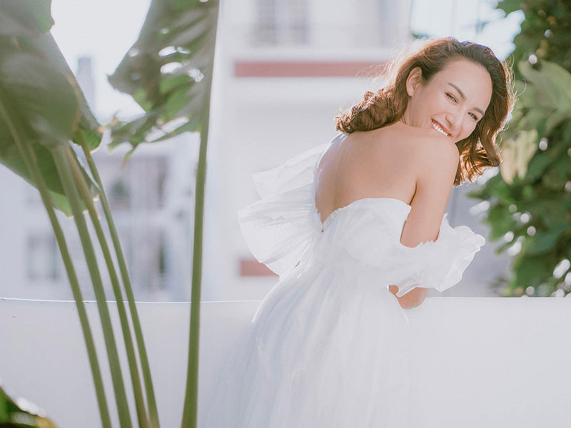 Hoa hau Ngoc Diem co ban trai, cuoc song me don than the nao?