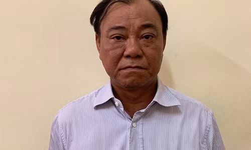 Ong Le Tan Hung nop lai 3,4 ty da tham o