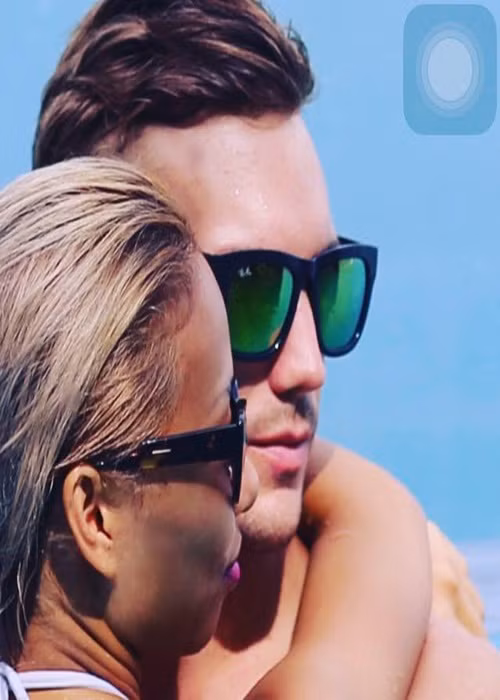 Một người bạn trai cũ khác của Thảo Trang cũng từng qua đời. Nữ ca sĩ chia sẻ trên Vietnamnet, anh là một chàng trai người Australia. Khi về Việt Nam sinh sống, anh gặp Thảo Trang trong một lần đi chơi.