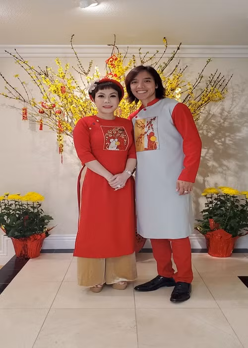 Trở về Việt Nam, vợ chồng Việt Hương sinh sống tại TP.HCM. Sắp tới, Hoài Phương sẽ dành thời gian tìm hiểu về hoạt động nghệ thuật trong nước. Ngoài ra, anh hỗ trợ Việt Hương quản lý công việc kinh doanh đồng thời điều hành việc kinh doanh ở Mỹ từ xa.