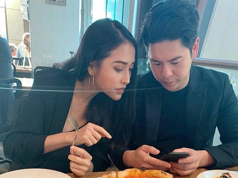 Trên trang cá nhân, tình cũ của Trấn Thành thường xuyên cập nhật hình ảnh gia đình nhỏ từ Đức.