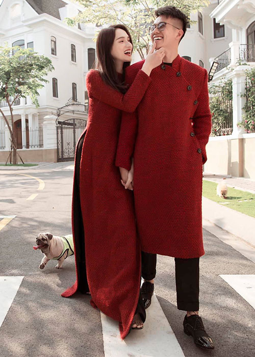 Năm 2020, cặp đôi công khai yêu nhau sau khi tham gia một gameshow hẹn hò.