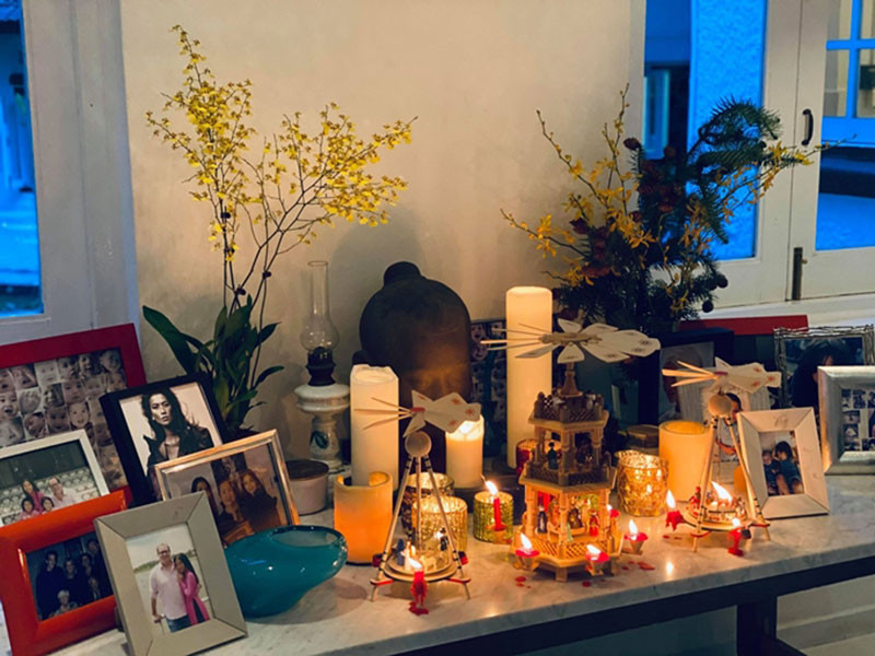 Bằng Lăng rất hiếm khi đăng tải hình ảnh bên chồng con. Vì vậy, khi chuyển sang sống ở Singapore, có rất ít hình ảnh gia đình nhỏ của siêu mẫu được chia sẻ. Ảnh: Vietnamnet