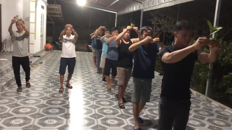 Chính món quà giản dị nhưng đầy tâm huyết này khiến hội anh em trở nên đẹp hơn trong mắt hội chị em.