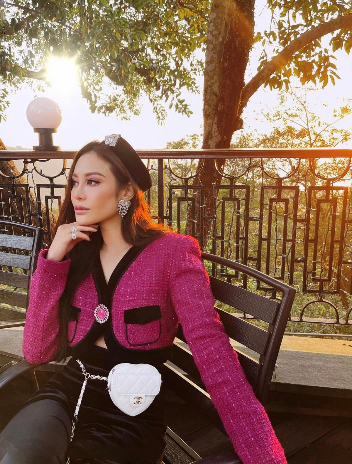 Cuộc sống của Eleanor Lam được cho là hoàn hảo đến mức "Barbie cũng phải ghen tỵ".