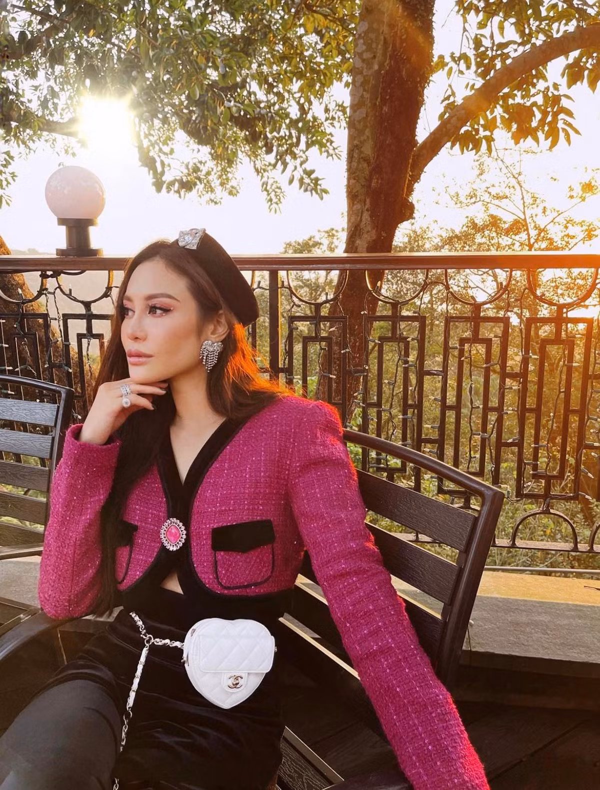 Cuộc sống của Eleanor Lam được cho là hoàn hảo đến mức "Barbie cũng phải ghen tỵ".