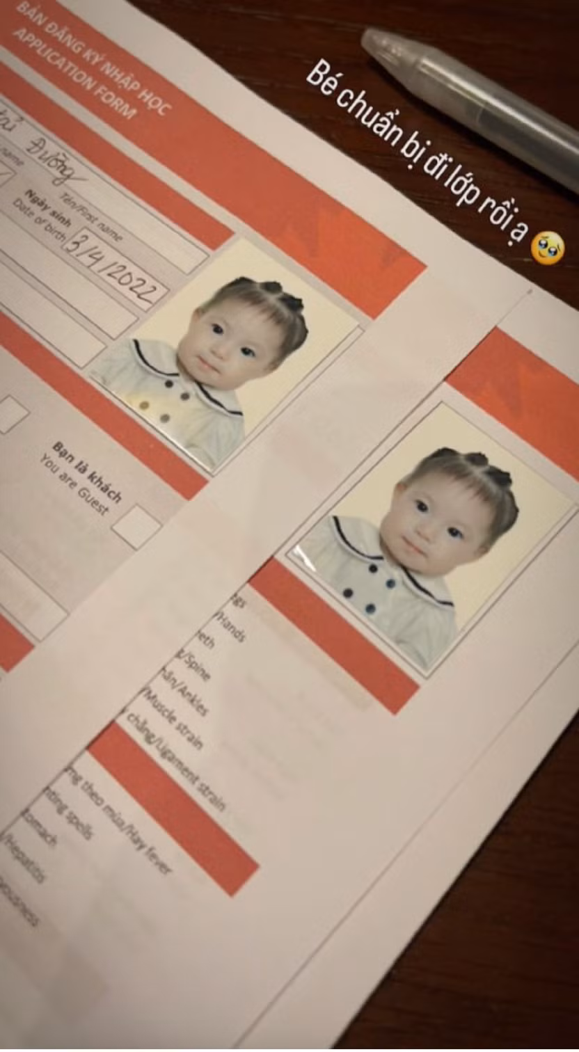 Sau nhiều lần tư vấn, Salim cho biết tiêu chí chọn trường cho con gái là ưu tiên gần nhà để tiện đưa đón, cũng như bố mẹ có thể chạy nhanh sang trường nếu có tình huống nào xảy ra.