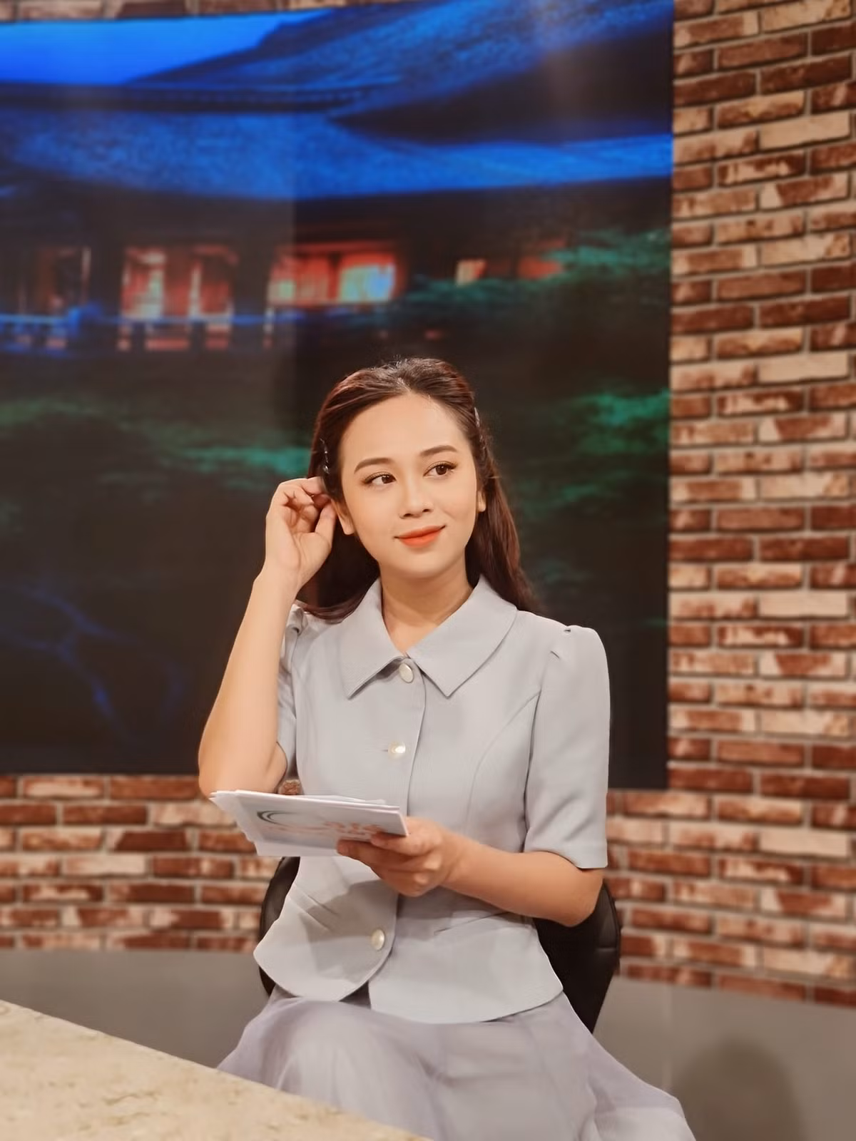 Tuyết Ngân còn ghi dấu ấn đặc biệt ở các chương trình truyền hình thực tế, các chương trình gameshow giải trí khác.